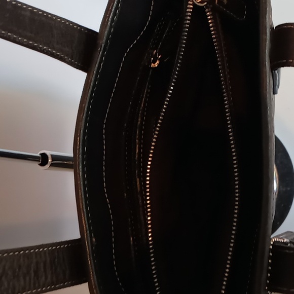 Coach - D13-7776 - All Leather Hampton Market Lunch Tote/Shoulder Bag - Black - Picture 4 of 13